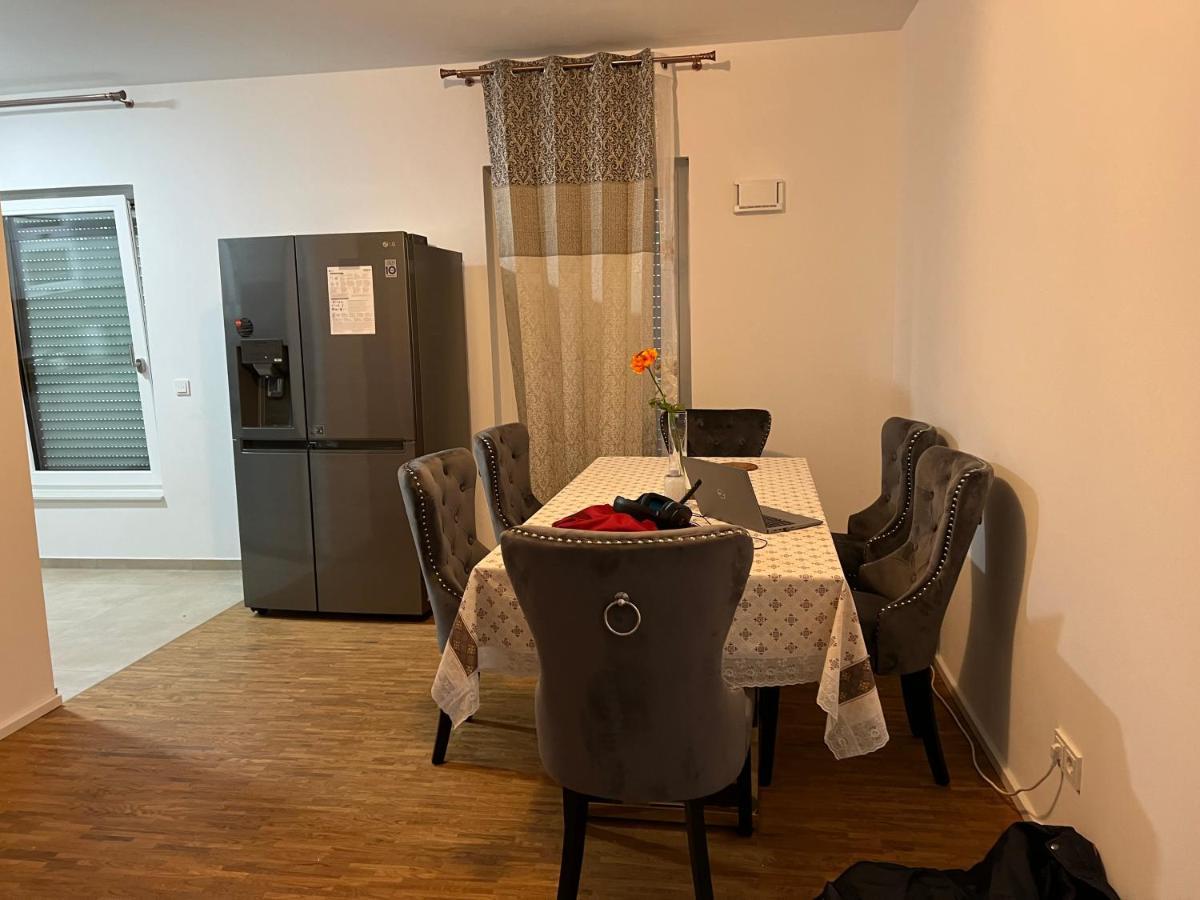 Three Bedroom Apartment In City Centre With A Grand Garden Frankfurt nad Menem Zewnętrze zdjęcie